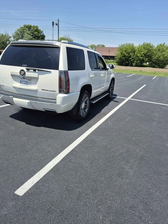 2012 Cadillac Escalade & EXT 3rd Gen - Image 7 of 9