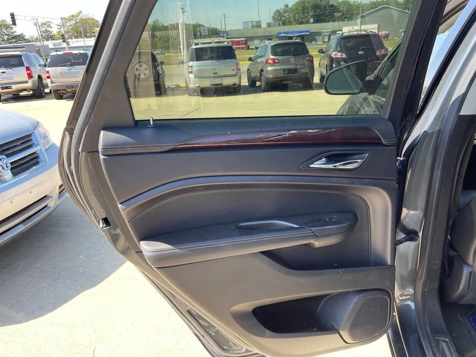 2012 Cadillac SRX - Image 13 of 15