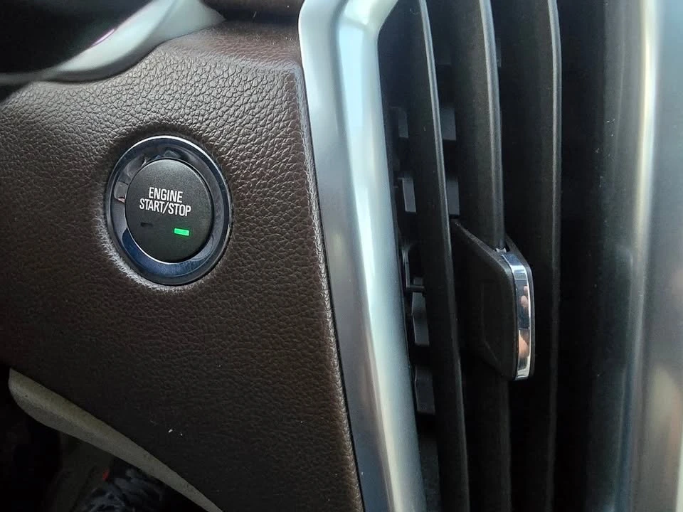 2012 Cadillac SRX - Image 11 of 20