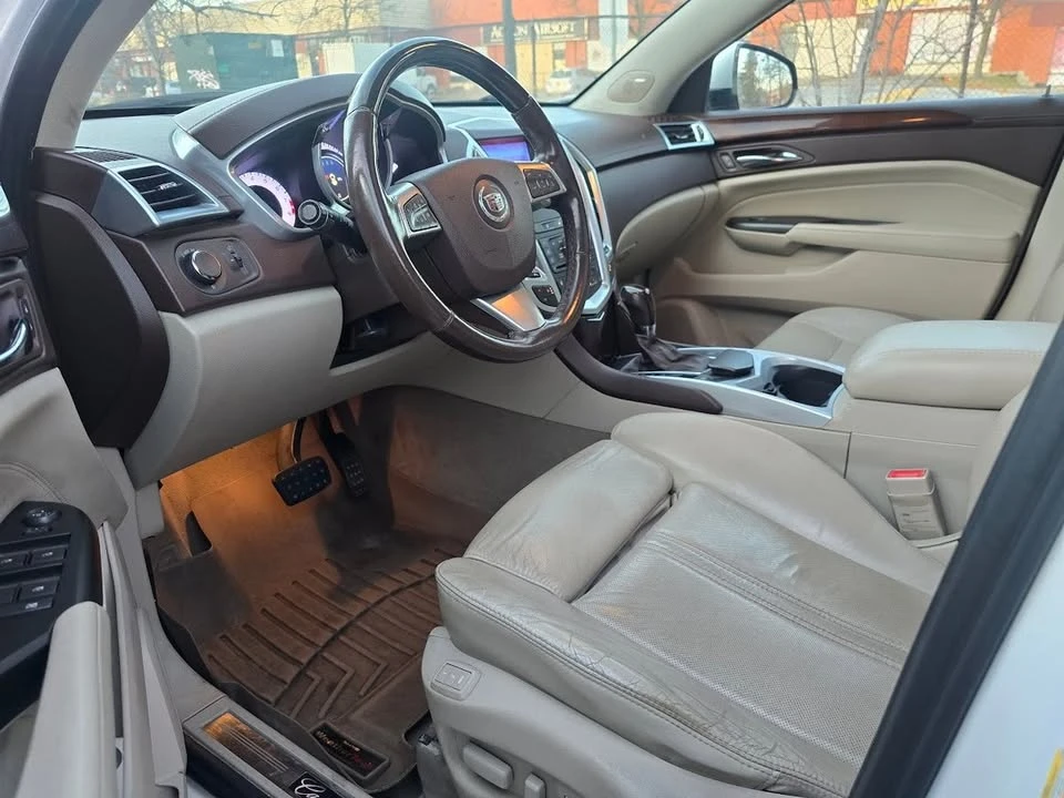 2012 Cadillac SRX - Image 8 of 20