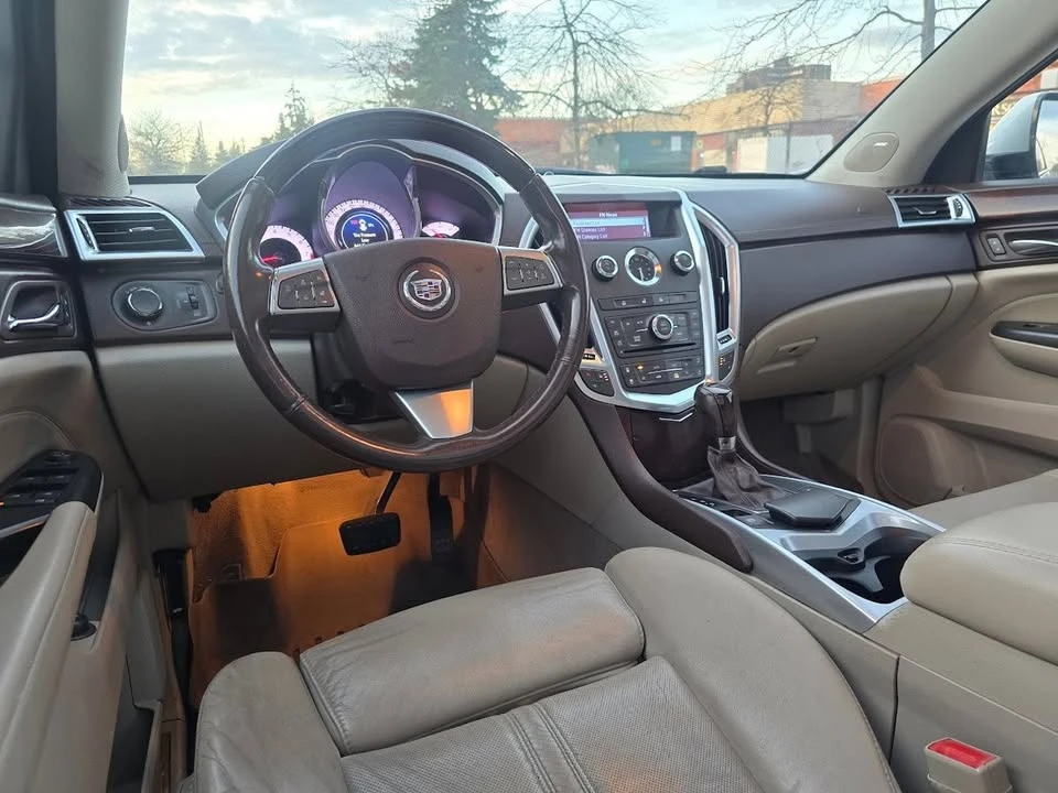 2012 Cadillac SRX - Image 9 of 20