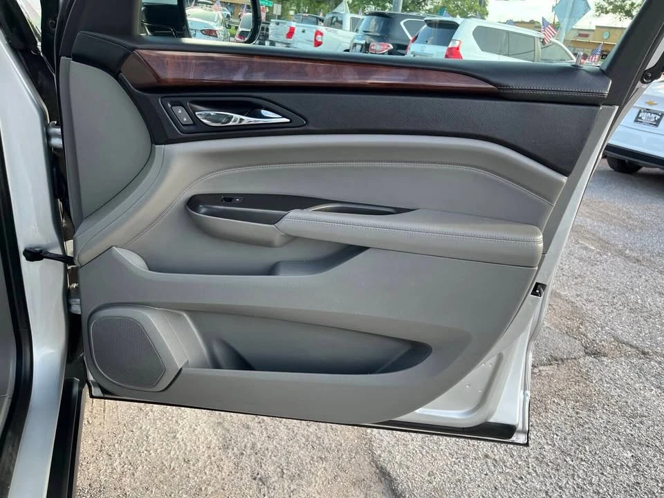 2012 Cadillac SRX - Image 13 of 20