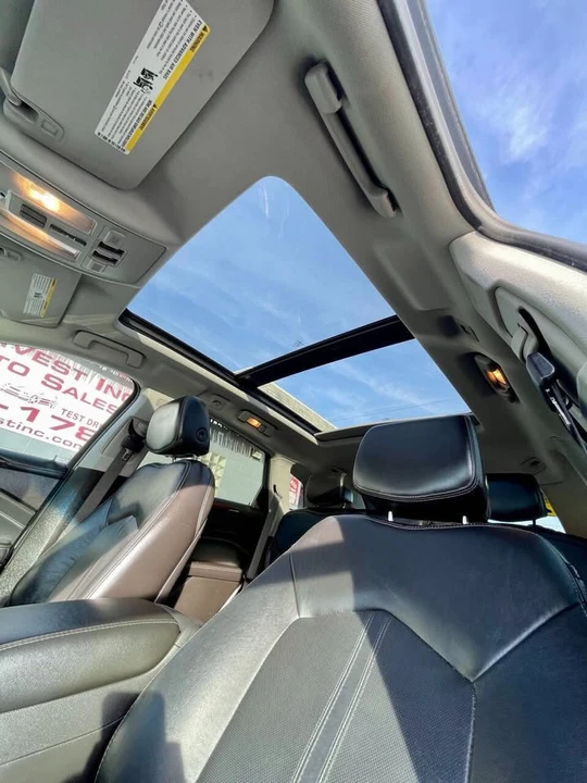 2012 Cadillac SRX - Image 8 of 9