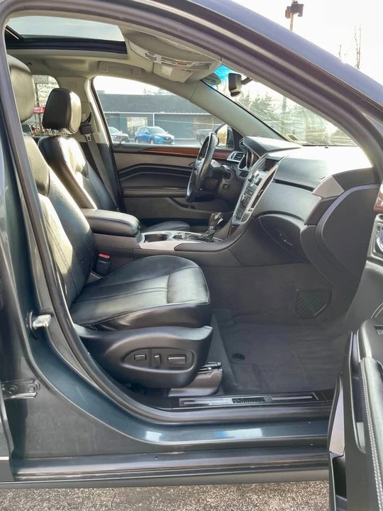 2012 Cadillac SRX - Image 6 of 9