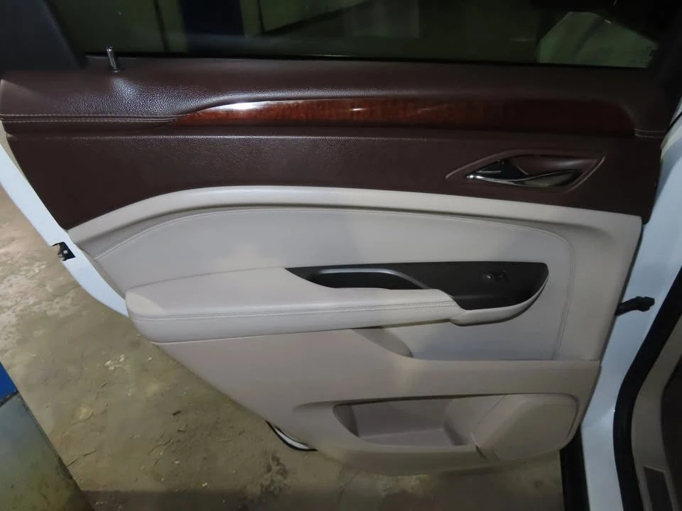2012 Cadillac SRX - Image 12 of 20