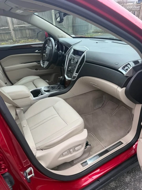 2012 Cadillac SRX - Image 11 of 20