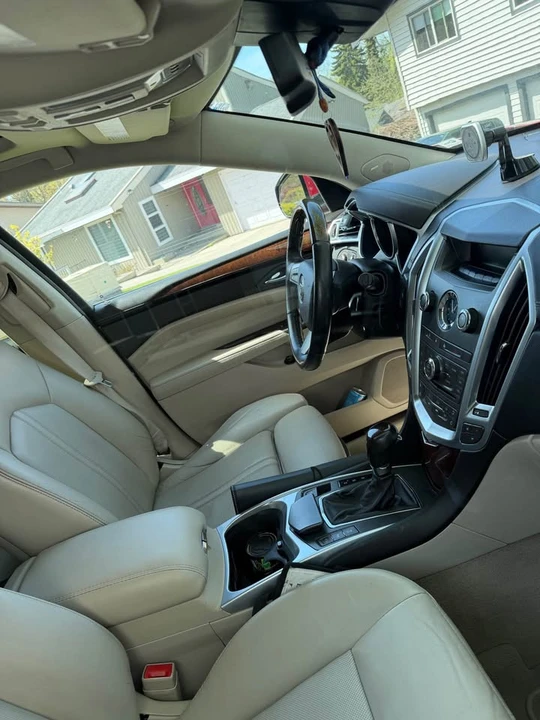 2012 Cadillac SRX - Image 19 of 20