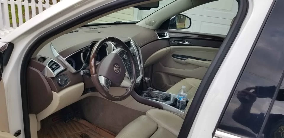 2012 Cadillac SRX - Image 4 of 4