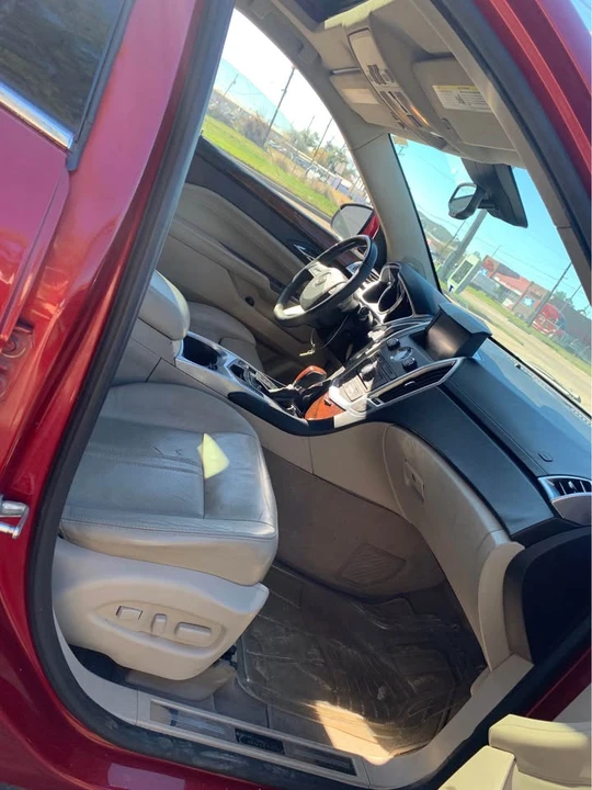 2012 Cadillac SRX - Image 11 of 15