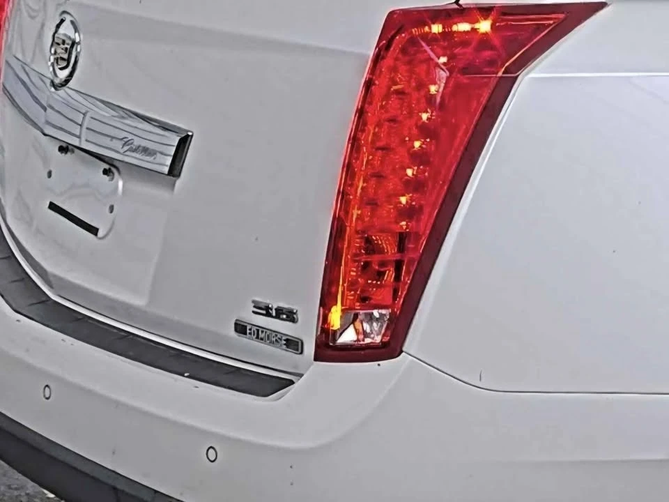 2012 Cadillac SRX - Image 13 of 20