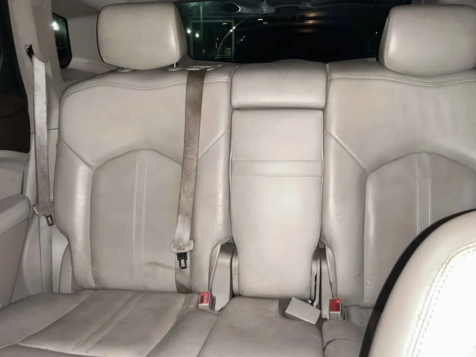 2012 Cadillac SRX - Image 16 of 20