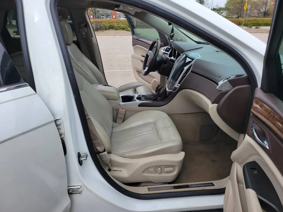 2012 Cadillac SRX - Image 11 of 14