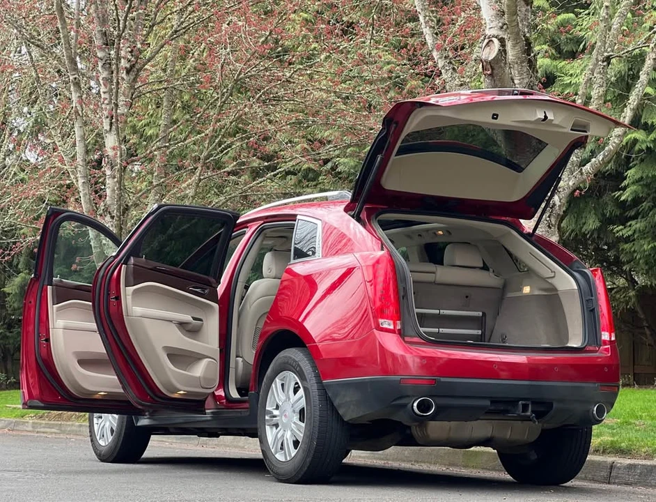 2012 Cadillac SRX - Image 8 of 17