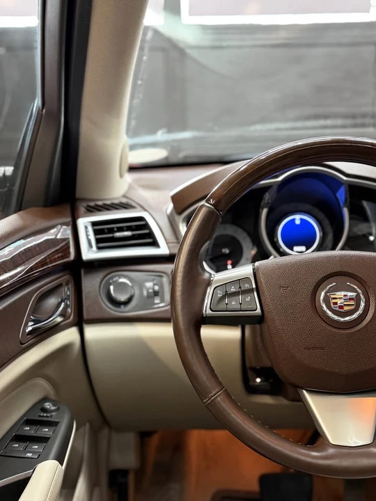 2012 Cadillac SRX - Image 8 of 20