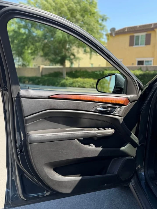 2012 Cadillac SRX - Image 11 of 13