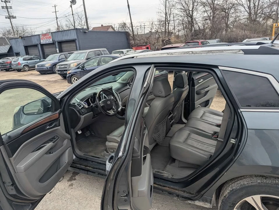 2012 Cadillac SRX - Image 14 of 20