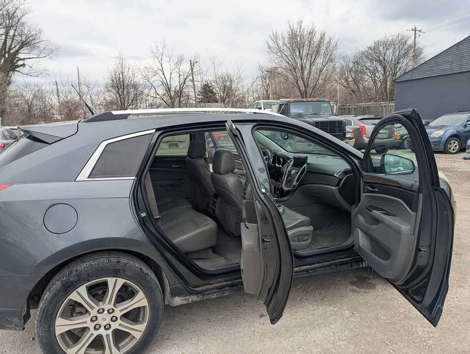 2012 Cadillac SRX - Image 13 of 20