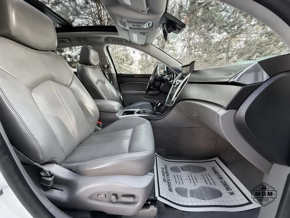 2012 Cadillac SRX - Image 10 of 18