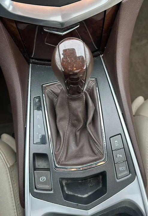 2012 Cadillac SRX - Image 11 of 16