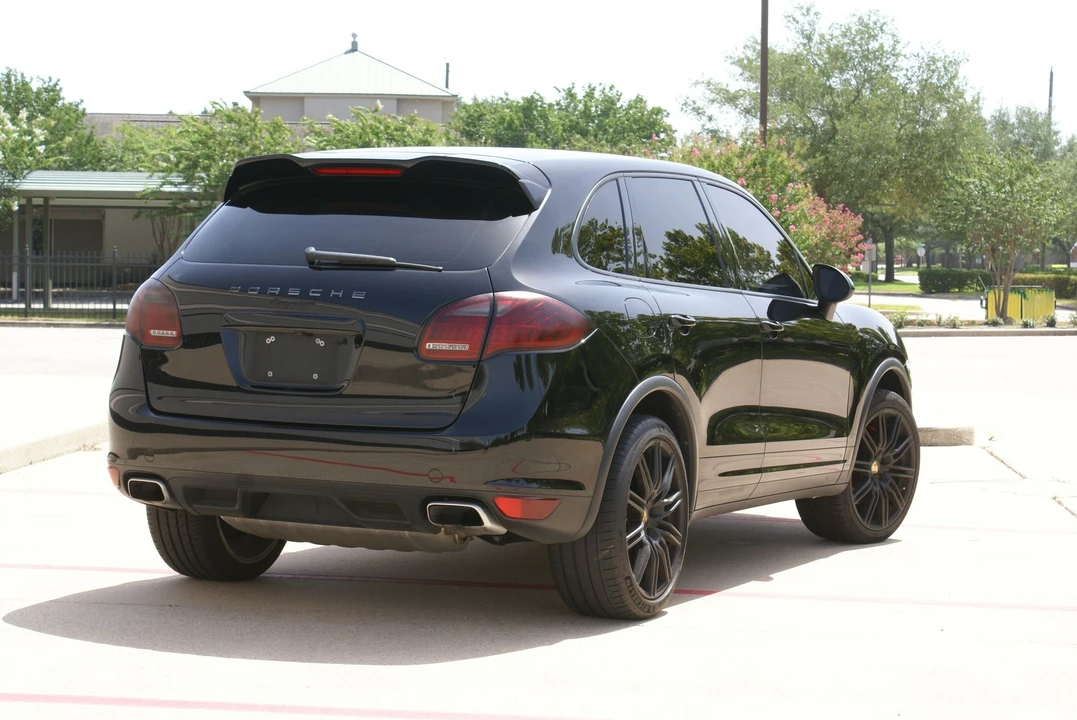 2012 Porsche 958 Cayenne - Image 4 of 17