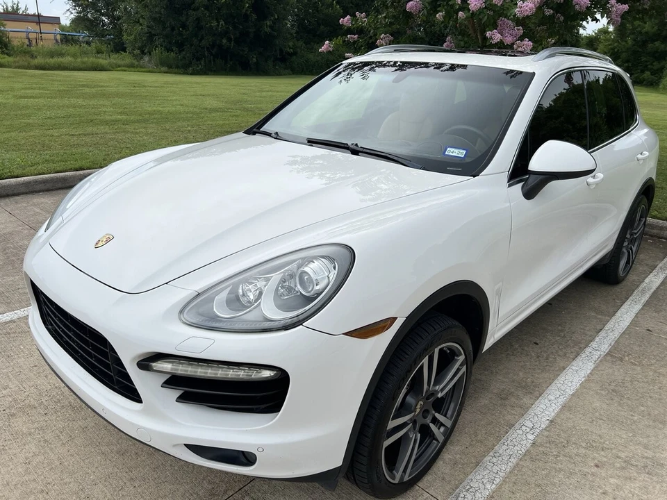 2012 Porsche 958 Cayenne S - Image 14 of 24