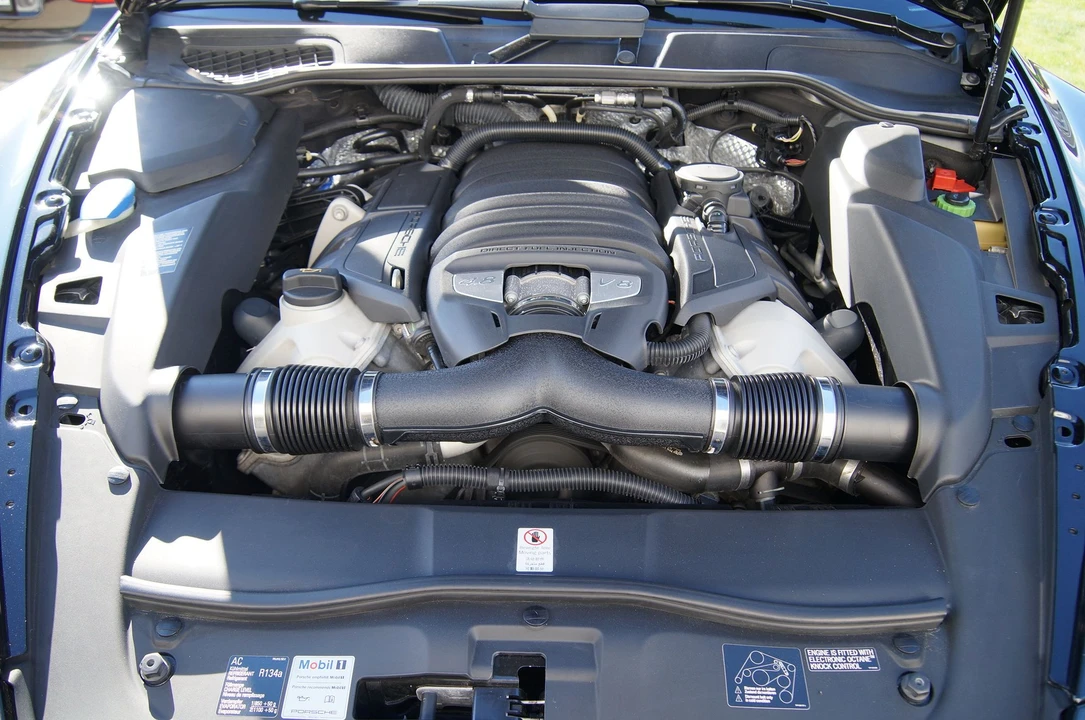 2012 Porsche 958 Cayenne S - Image 11 of 12