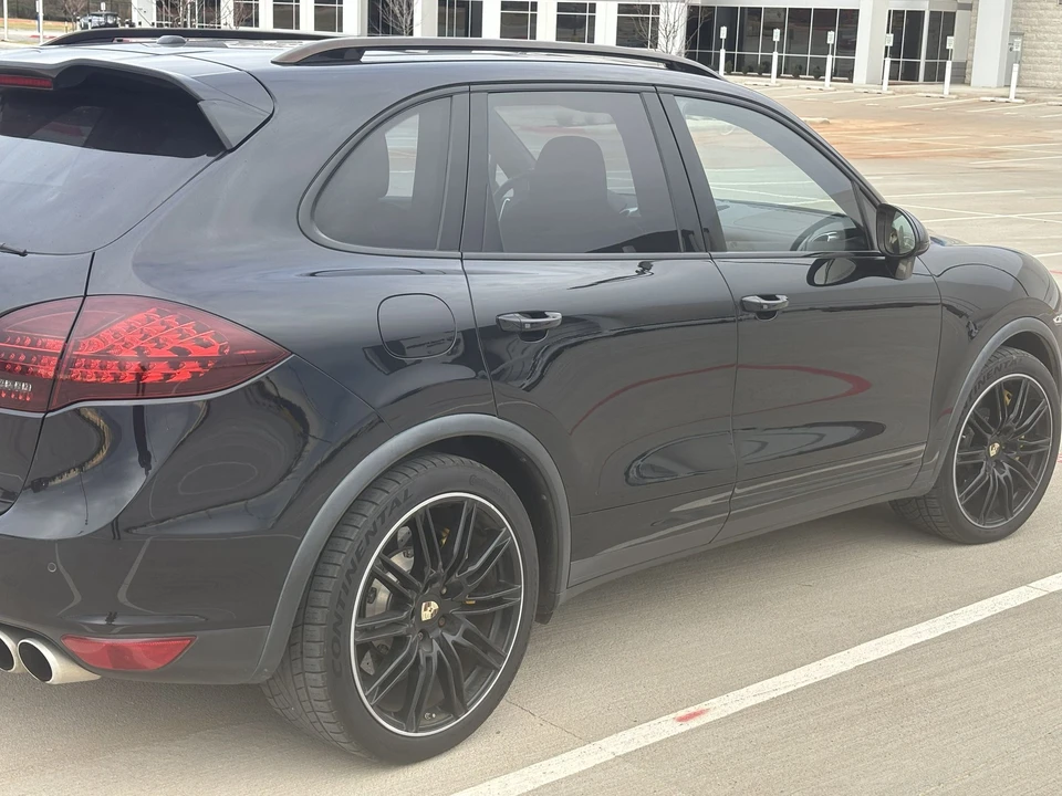 2012 Porsche 958 Cayenne Turbo - Image 5 of 24