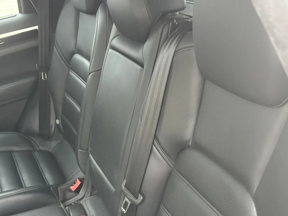 2012 Porsche 958 Cayenne Turbo - Image 9 of 24