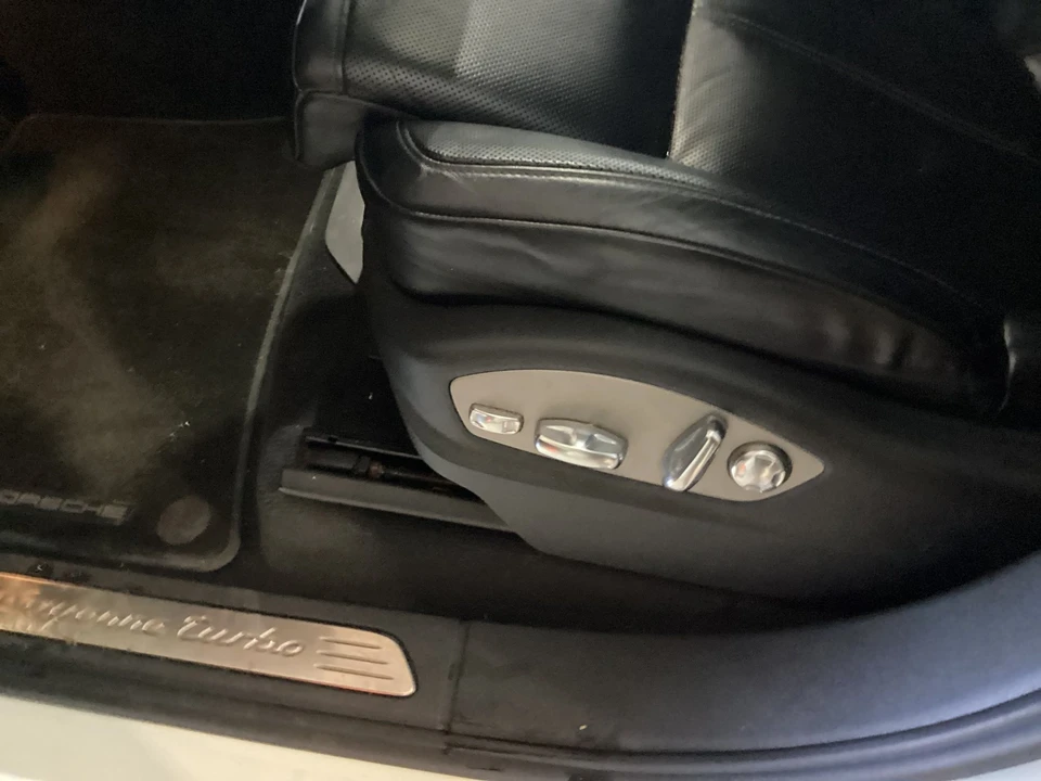 2012 Porsche 958 Cayenne Turbo - Image 13 of 22