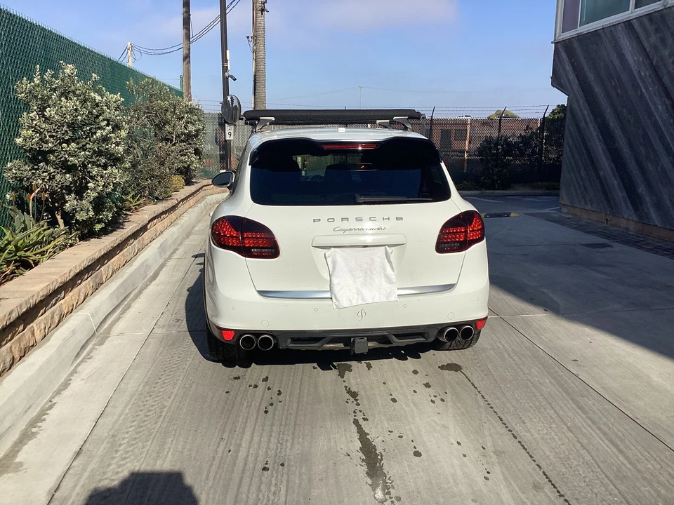 2012 Porsche 958 Cayenne Turbo - Image 2 of 22