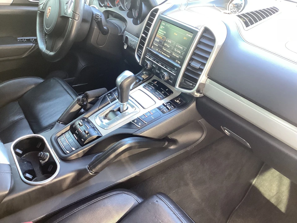 2012 Porsche 958 Cayenne Turbo - Image 6 of 22