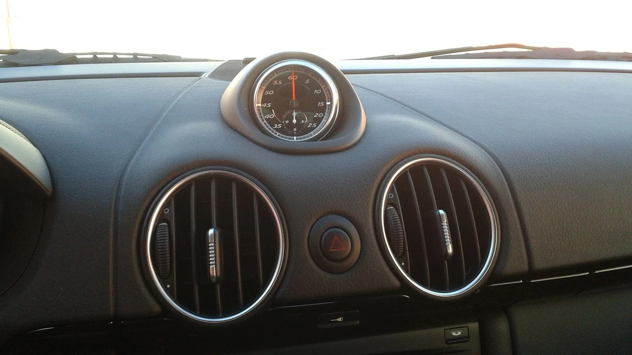 2012 Porsche 987 Cayman - Image 5 of 16