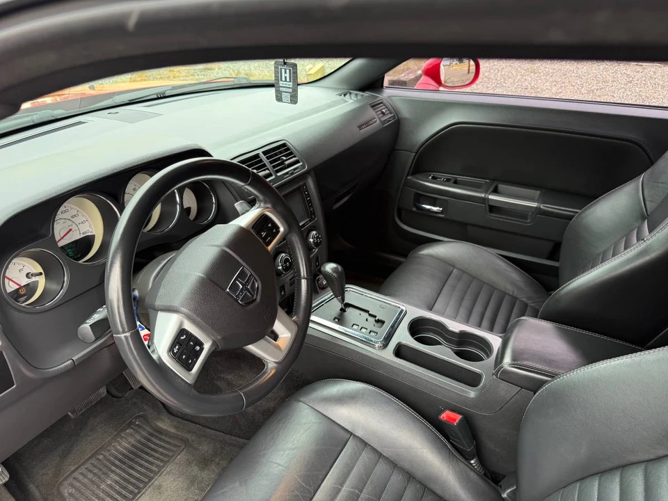 2012 Dodge Challenger 3rd Gen - Image 10 of 14