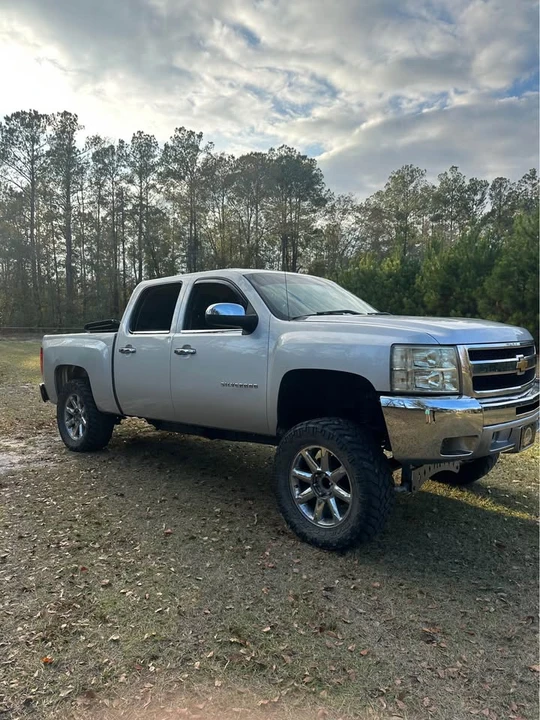 2012 Chevrolet Silverado 2nd Gen - Image 2 of 8