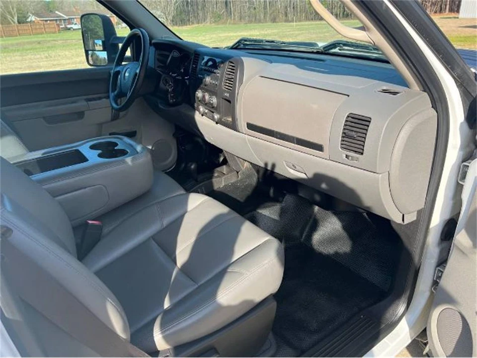 2012 Chevrolet Silverado Heavy Duty 2nd Gen - Image 5 of 17
