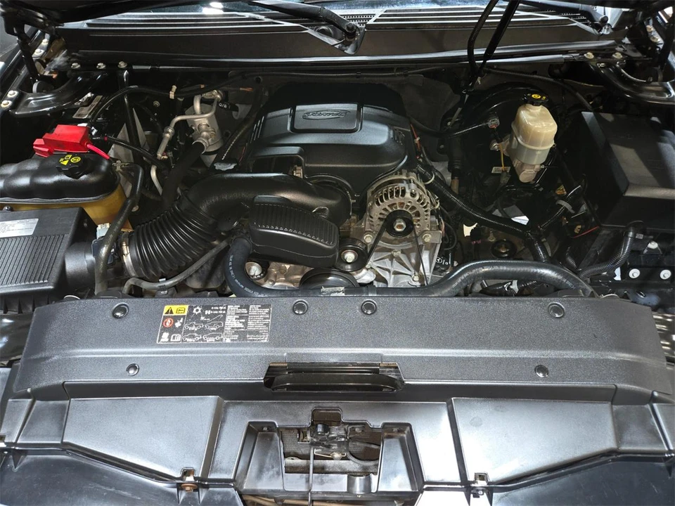2012 Chevrolet Avalanche - Image 12 of 31