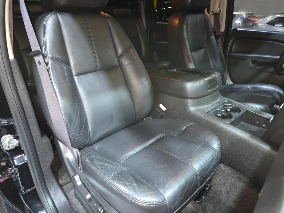 2012 Chevrolet Avalanche - Image 10 of 31