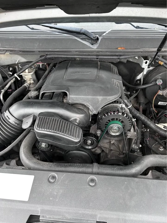 2012 Chevrolet Avalanche - Image 15 of 19