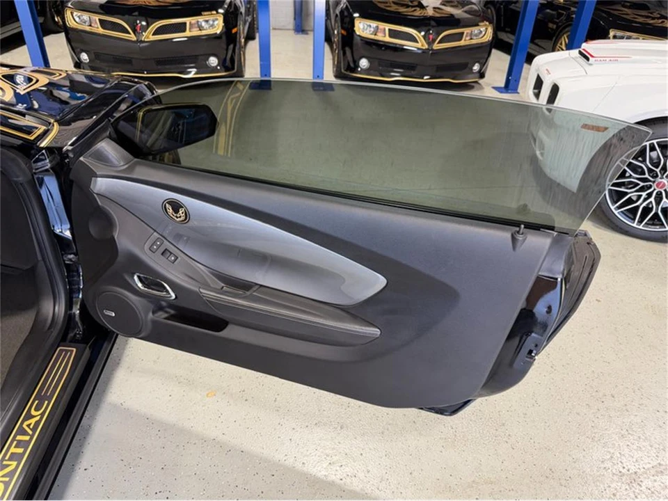 2012 Chevrolet Camaro 5th Gen - Image 18 of 31