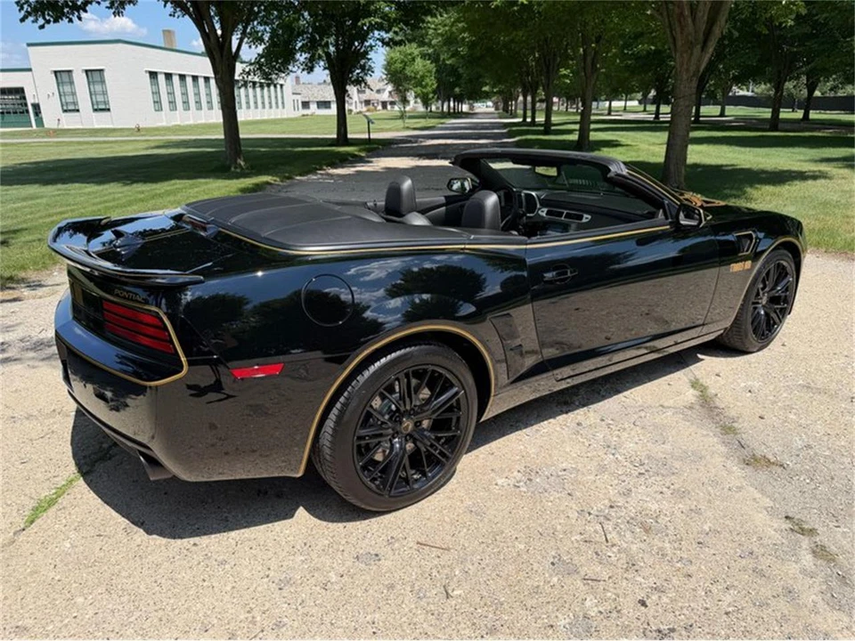 2012 Chevrolet Camaro 5th Gen - Image 7 of 31
