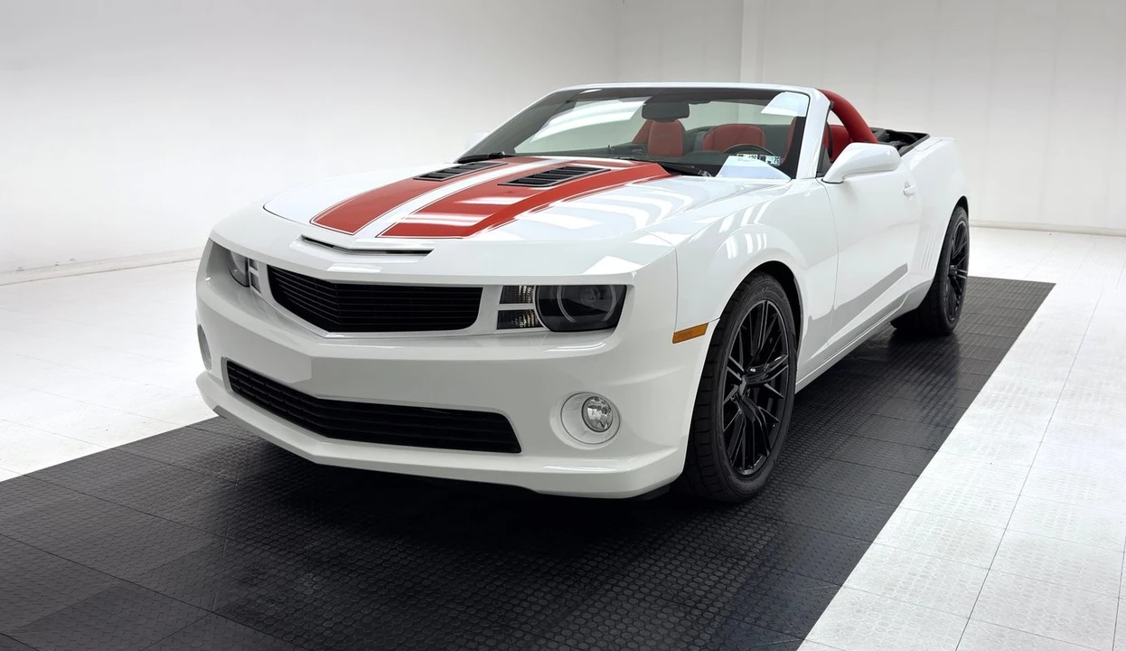 2012 Chevrolet Camaro SS 5th Gen - Image 2 of 31