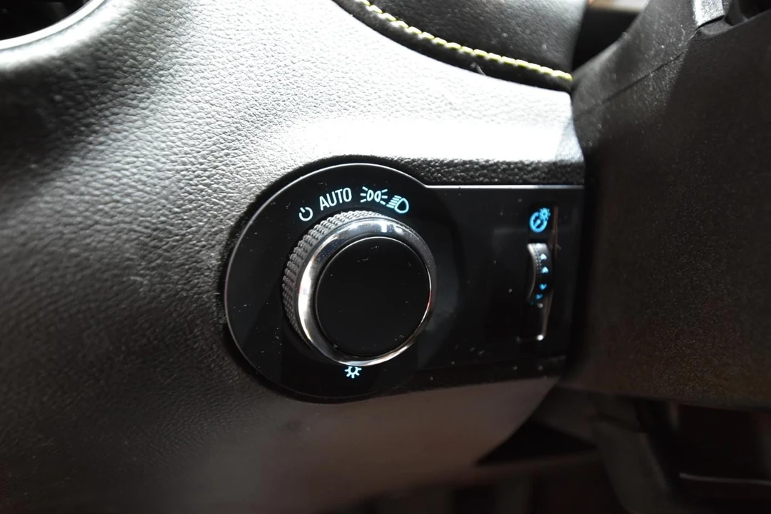 2012 Chevrolet Camaro SS 5th Gen - Image 18 of 31