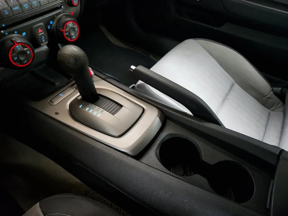 2012 Chevrolet Camaro 5th Gen - Image 17 of 31