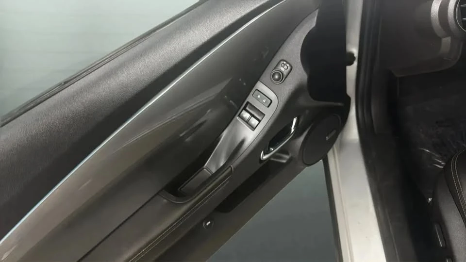 2012 Chevrolet Camaro 5th Gen - Image 16 of 20