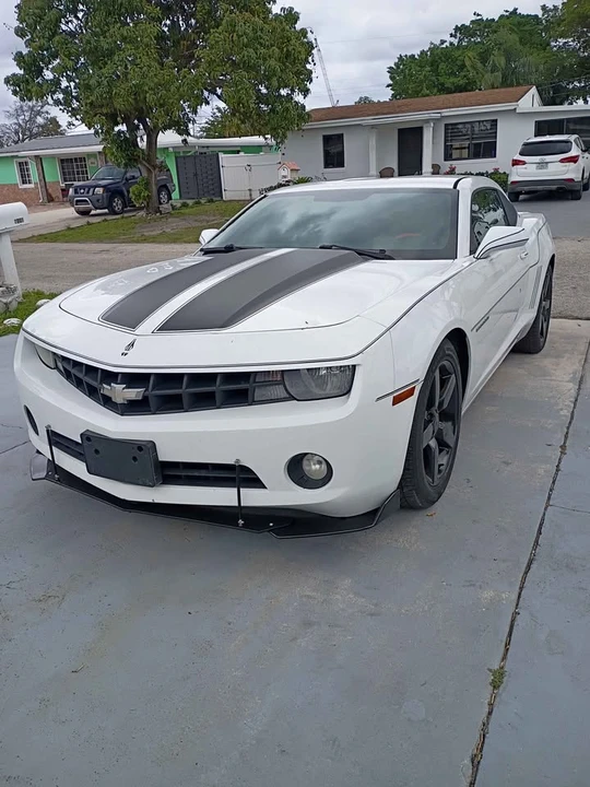 2012 Chevrolet Camaro 5th Gen - Image 3 of 17