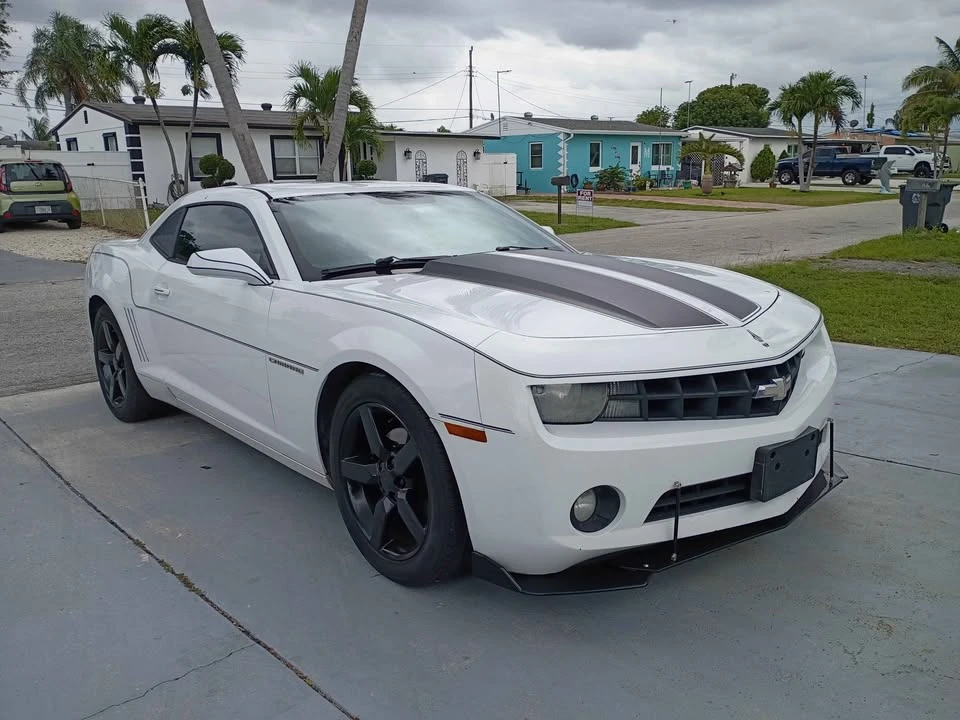 2012 Chevrolet Camaro 5th Gen - Image 11 of 17