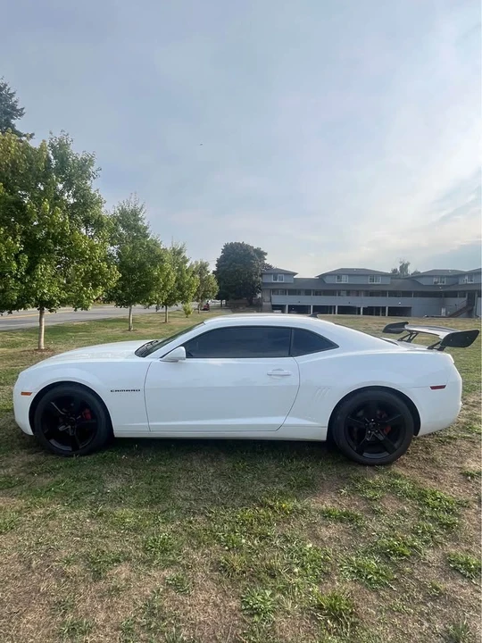 2012 Chevrolet Camaro 5th Gen - Image 2 of 10