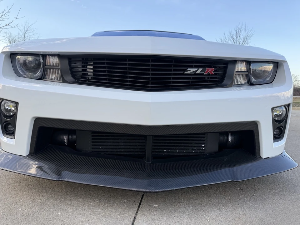 2012 Chevrolet Camaro ZL1 5th Gen - Image 12 of 31