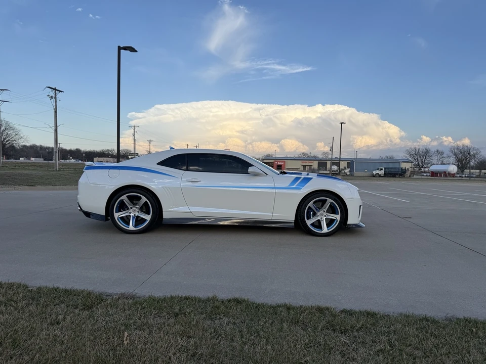 2012 Chevrolet Camaro ZL1 5th Gen - Image 6 of 31