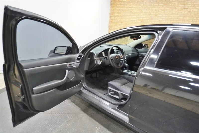 2012 Chevrolet Caprice - Image 22 of 31